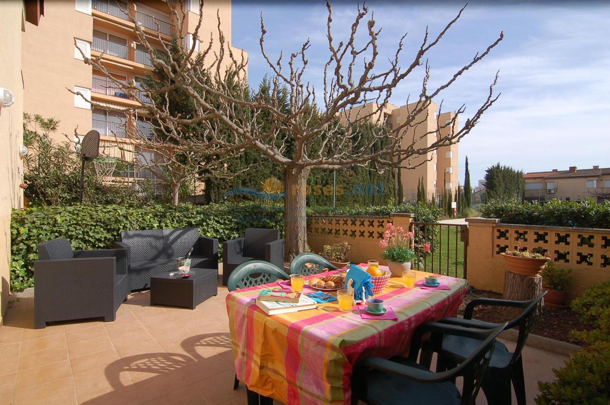 Rnet - Port Estrella 8 Villa Roses Dış mekan fotoğraf